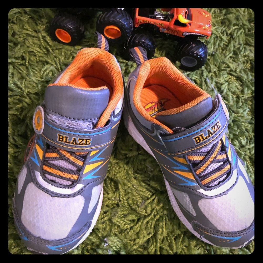 Nickelodeon Blaze light up sneakers